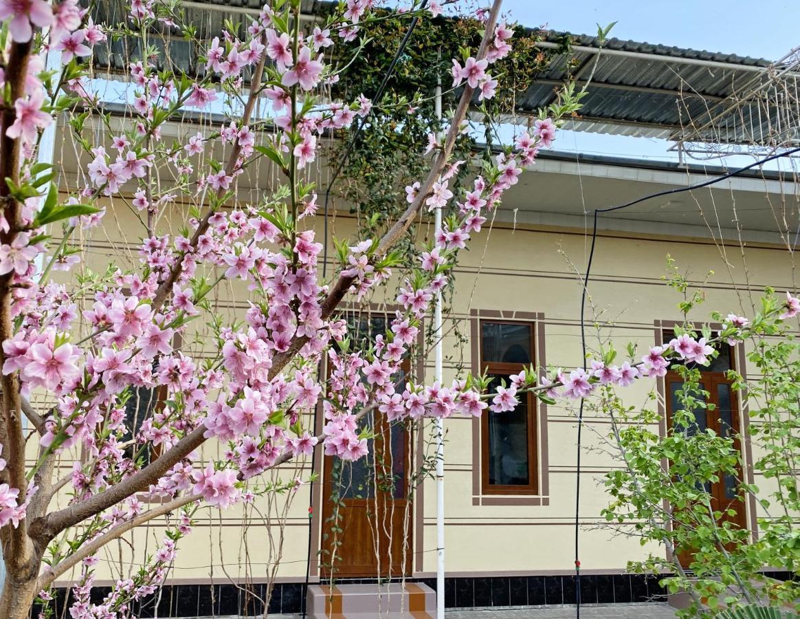 Evergreen Guesthouse Marghilon Exterior photo