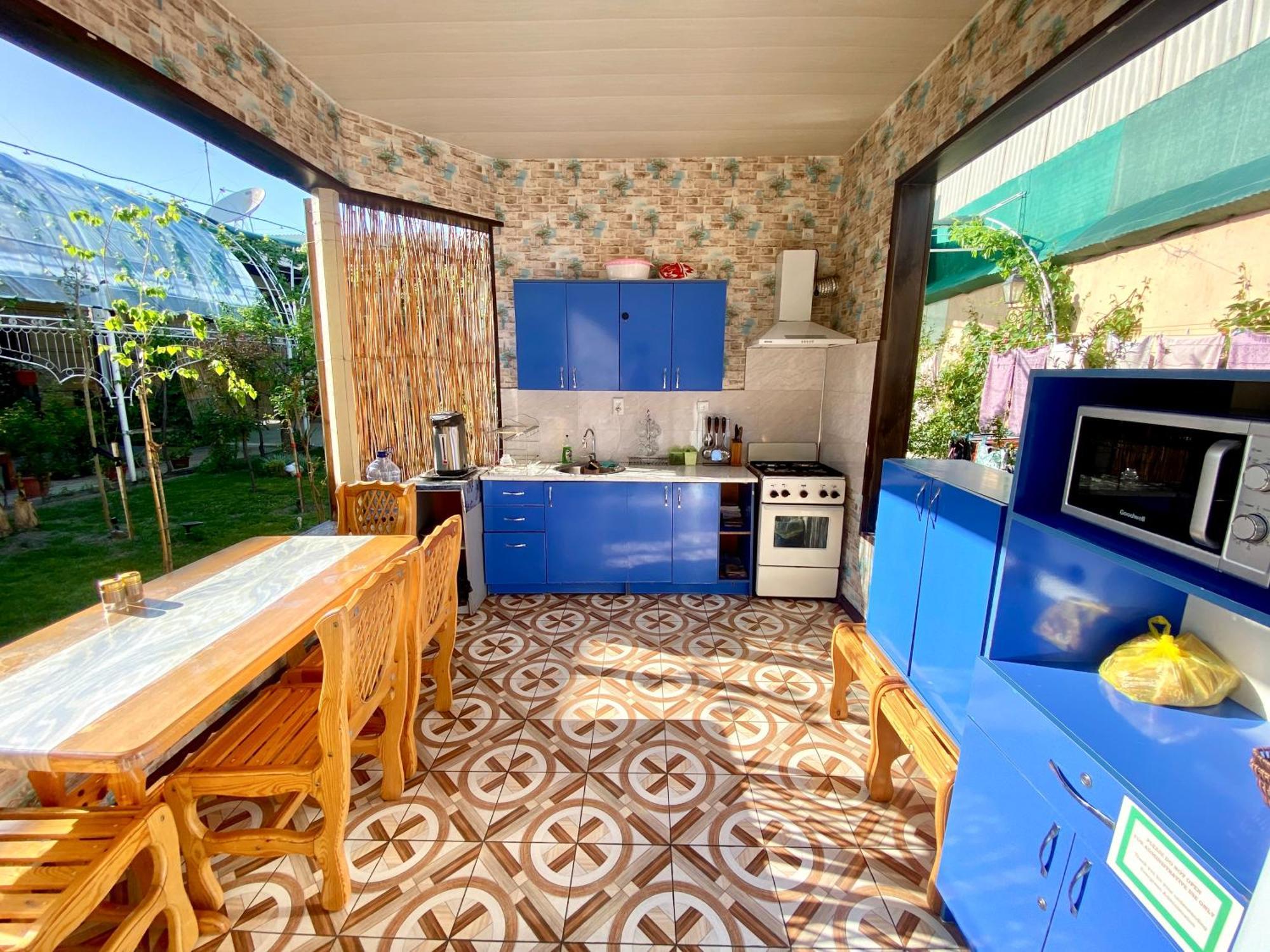 Evergreen Guesthouse Marghilon Exterior photo